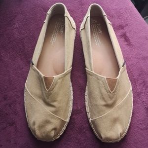 TOMS Men's Shoes, Size 11M, Classic Tan Canvas